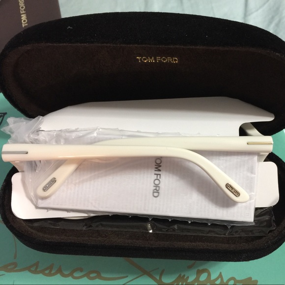 Tom Ford sunglasses BNIB - Picture 3 of 6