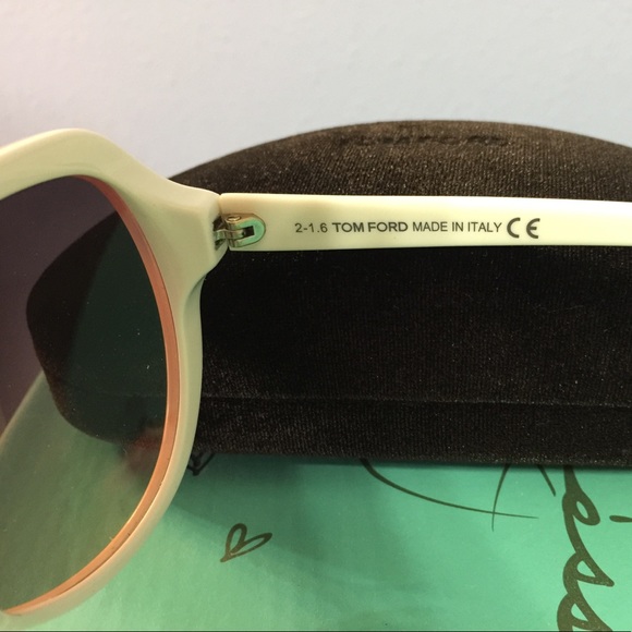 Tom Ford sunglasses BNIB - Picture 6 of 6