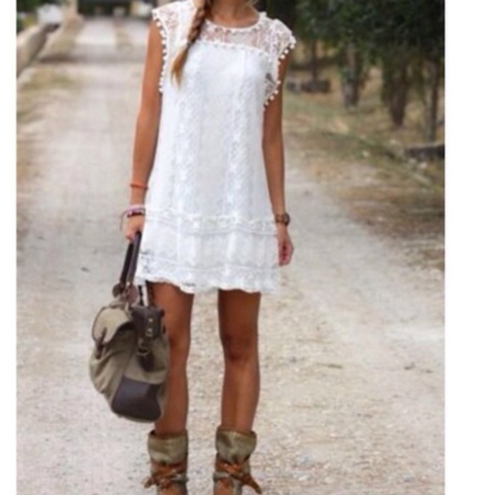 🦋BOHO White crochet dress🦋 S/M - Picture 2 of 8