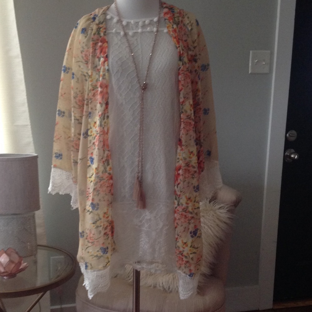 🦋BOHO White crochet dress🦋 S/M - Picture 7 of 8