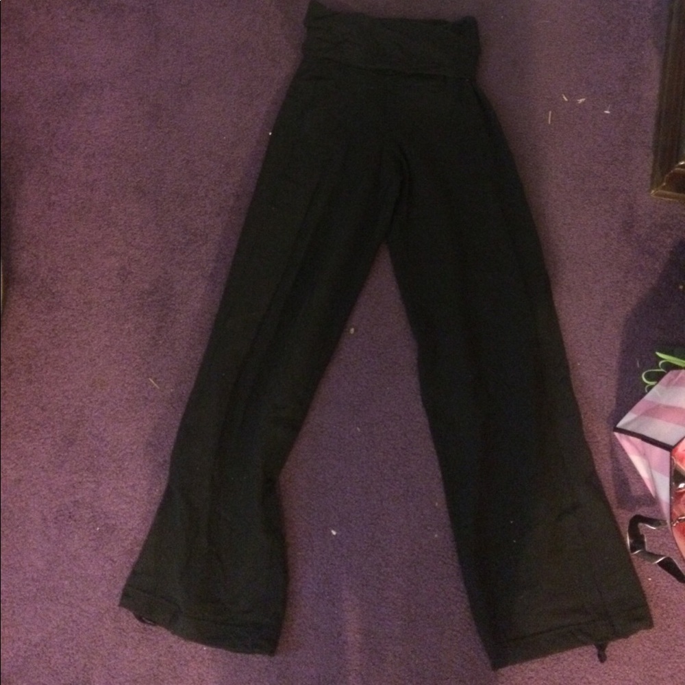 Lululemon yoga pants