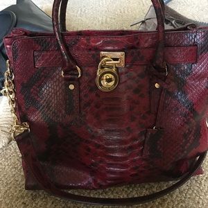 RED ALLIGATOR MICHEAL KORS BAG