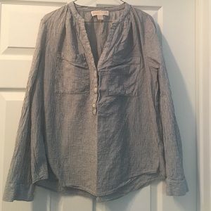 EUC Michael Kors large seersucker blouse