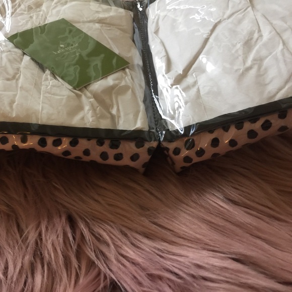 🔥SOLD locally 🔥Kate Spade makeup case - Picture 6 of 6