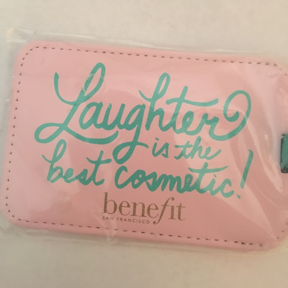Benefit Cosmetics LIMITED EDITION Lugagge Tag