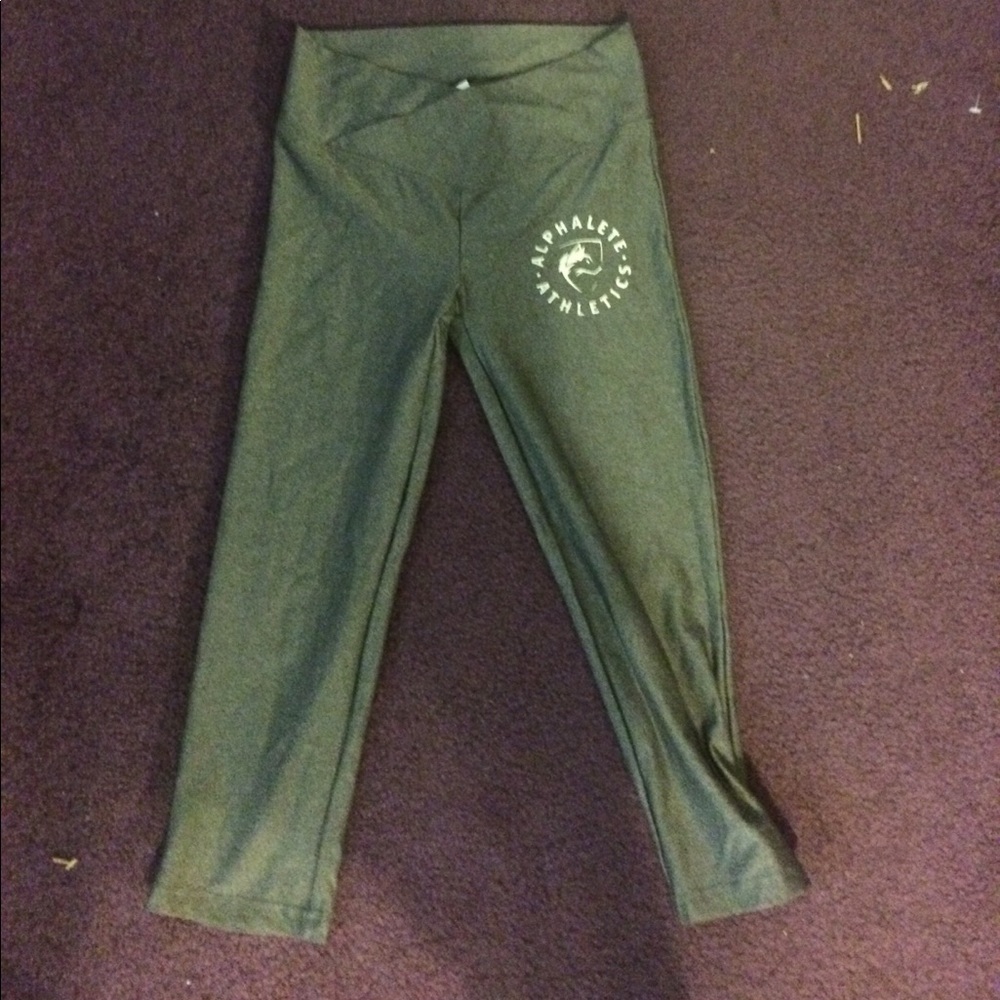 Alphalete heathered gray crop leggings