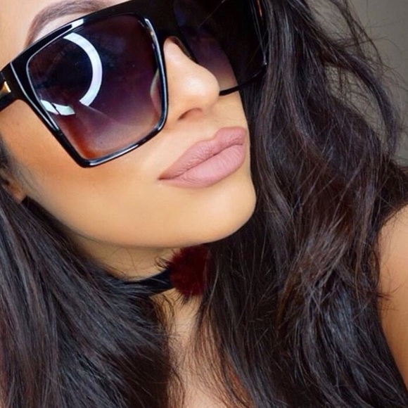 🌟Last 1 "Chic and Polished" Sunglasses - Picture 5 of 7