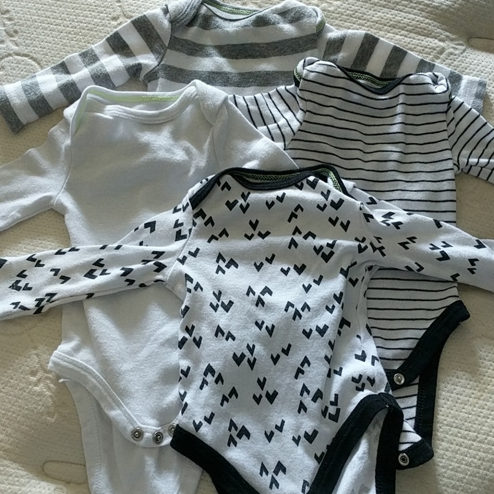 4 peice bodysuit set
