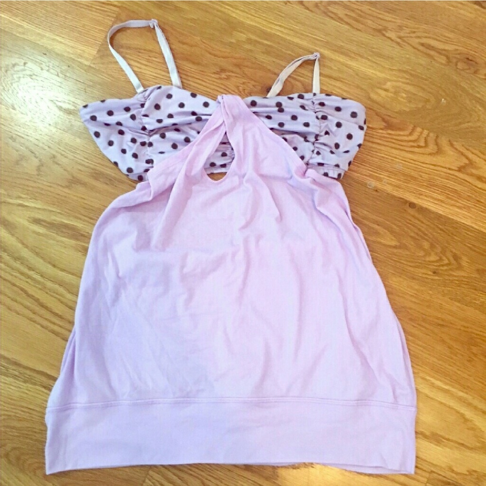 Lululemon workout top