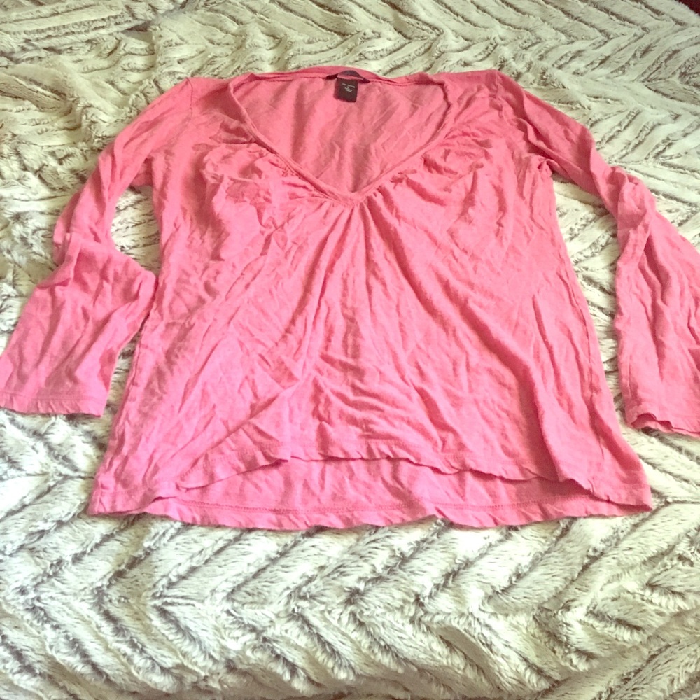 Long sleeved pink top