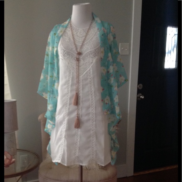 🦋BOHO white lace dress🦋 - Picture 6 of 6