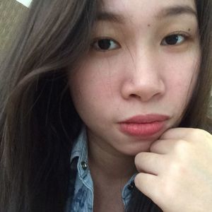 Meet your Posher, Celine