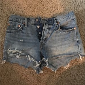 Levi cut off distressed jean shorts