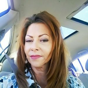 Meet your Posher, Gina