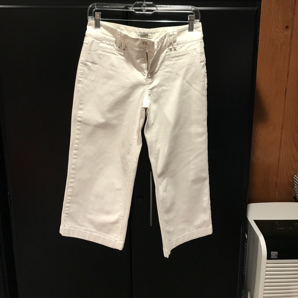 White House Black Market Capris!