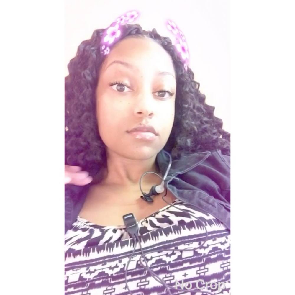 Meet your Posher, Dominique