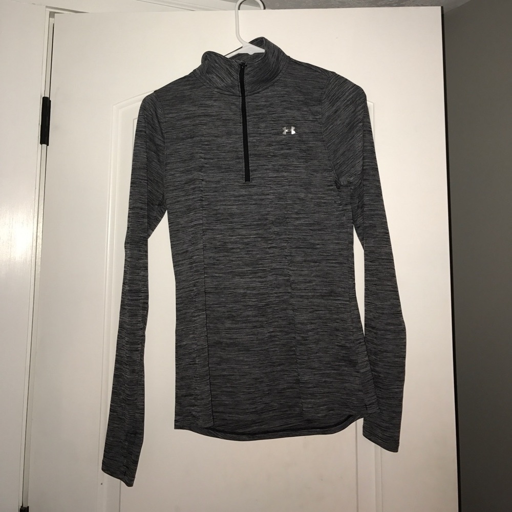Athletic half zip under armour sweatshirt