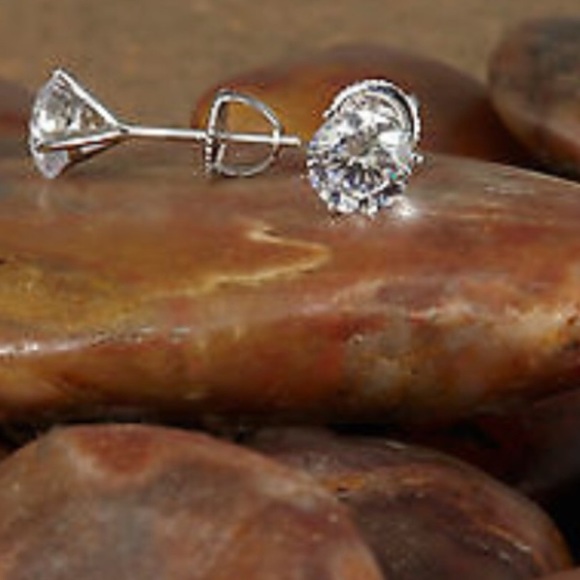 3.0CT Simulated Diamond 14K Gold Martini Studs - Picture 4 of 8