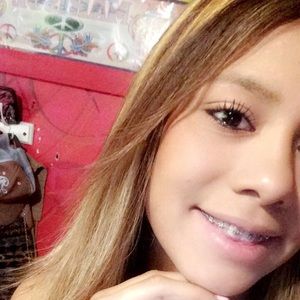 Meet your Posher, Marisol