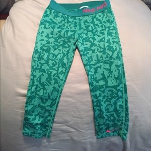 Nike Pro Crop