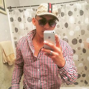 Meet your Posher, Douglas