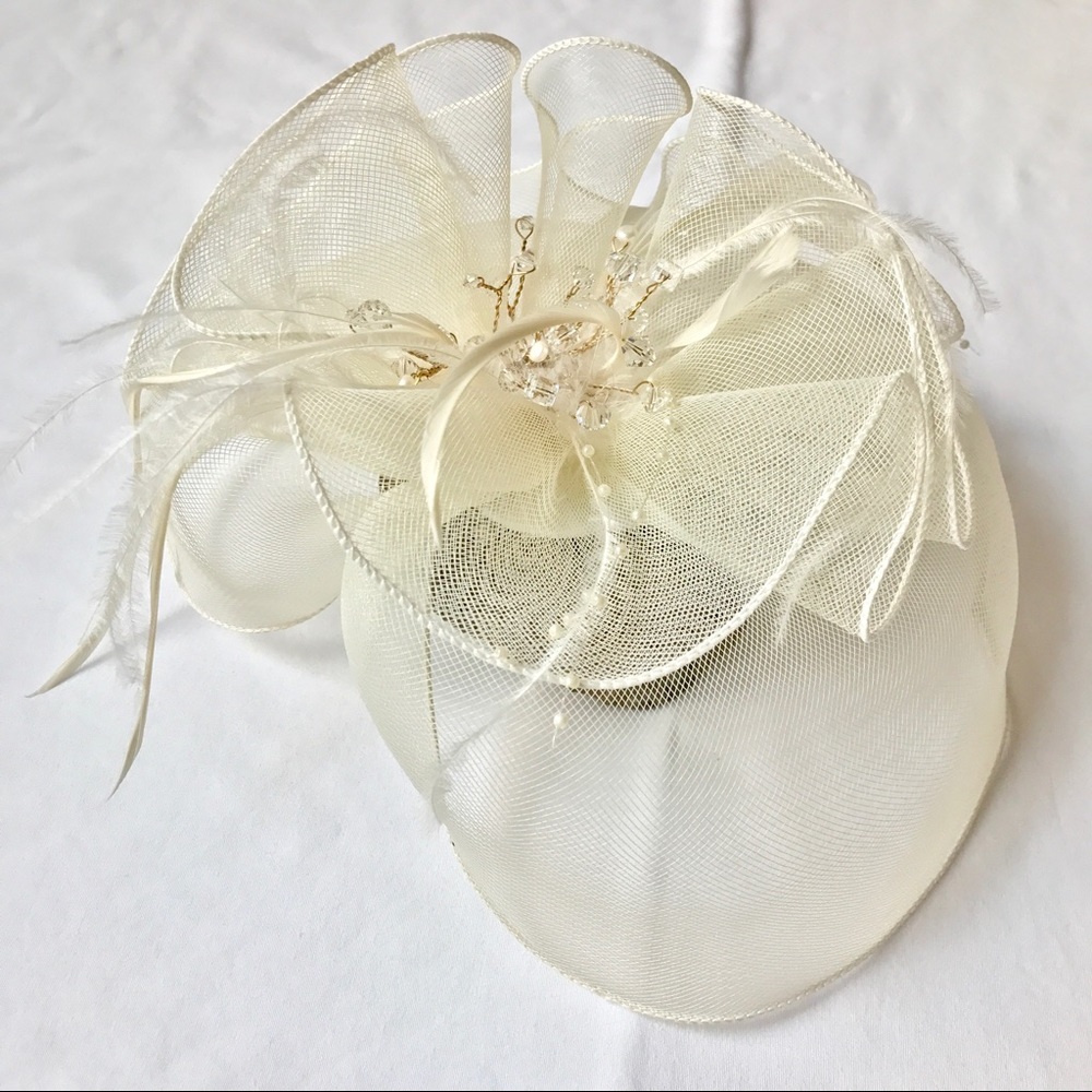 !! Closet Closing!! Feathered & Jeweled Fascinator