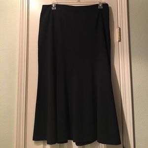 East 5th Black Skirt