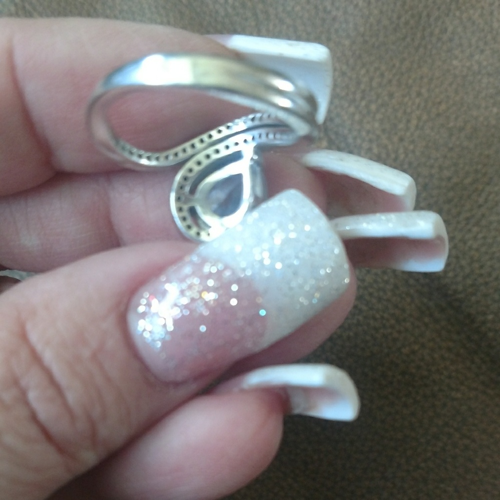 Ring - Picture 2 of 3