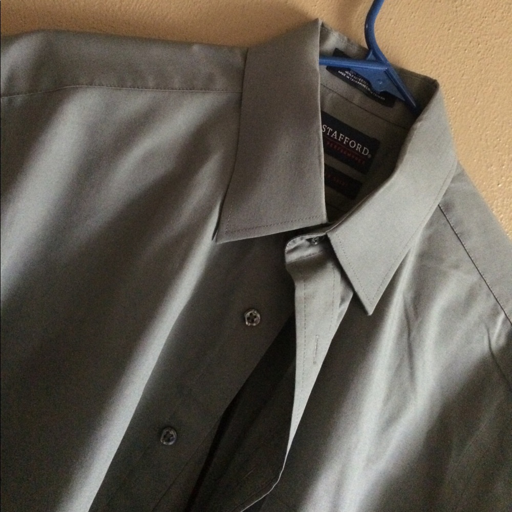 Classic fit Stanford Dress Shirt