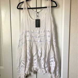 Short slip / layering top.