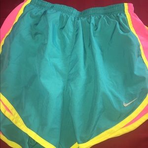 Nike pro running shorts size small