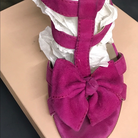 Sandal - Picture 2 of 3