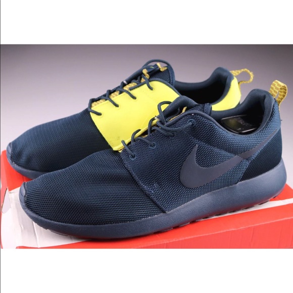 nike roshe run mens navy blue