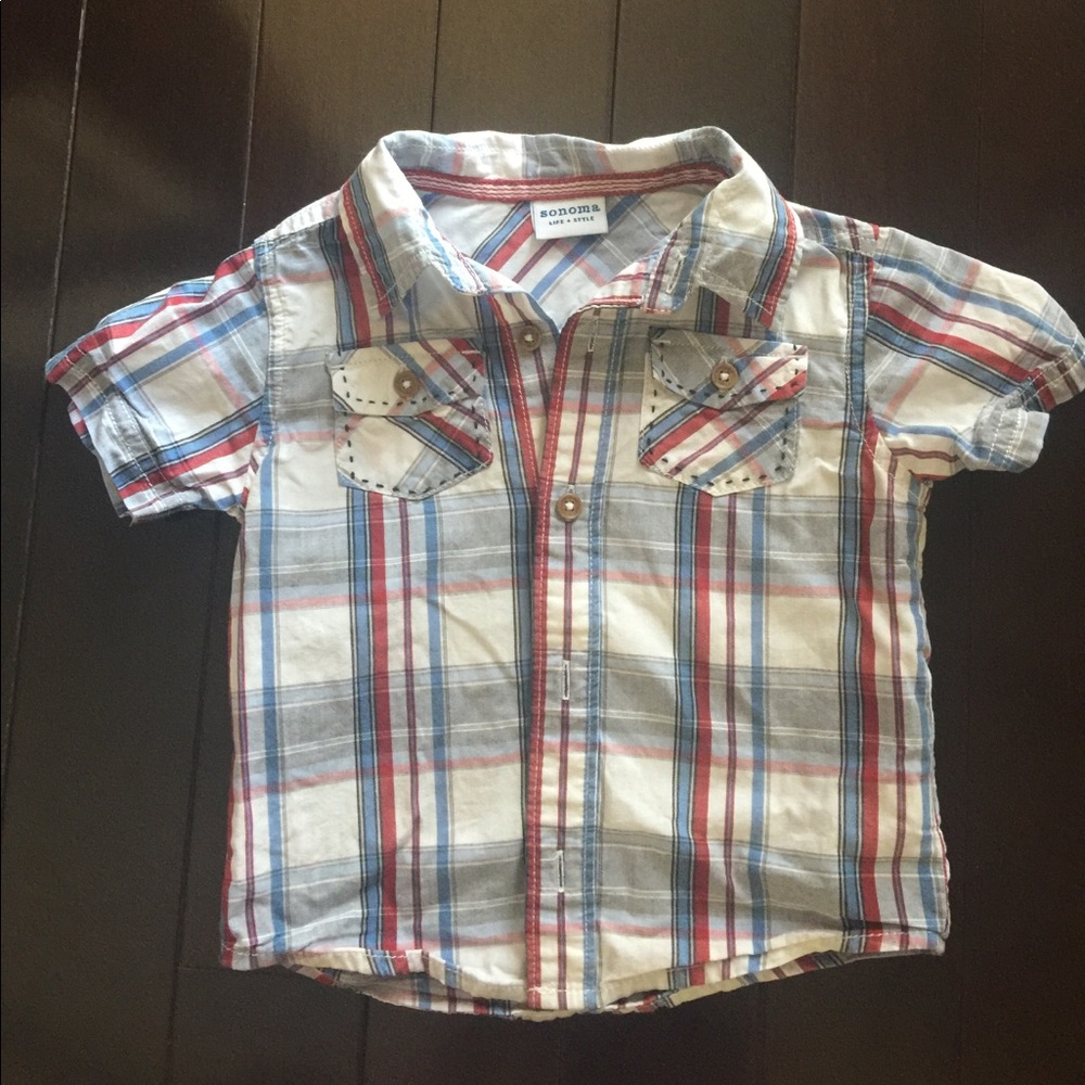 Short sleeve button up shirt