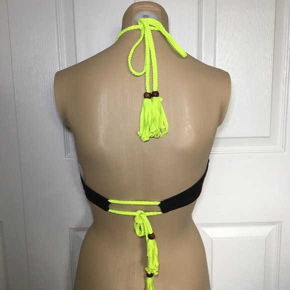 VS BIKINI TOP SIZE LARGE - Picture 6 of 7