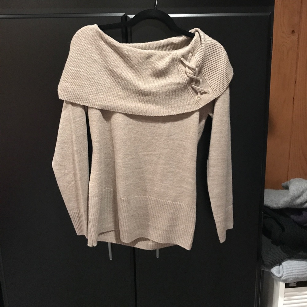 New York & Co Sweater