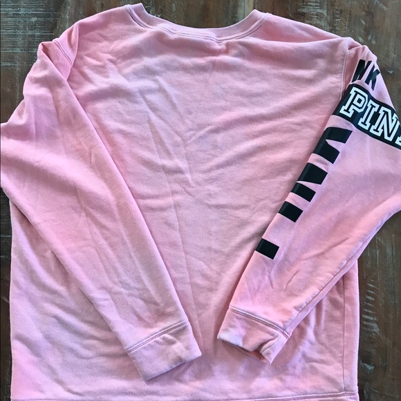 ❌SOLD❌VS Pink long sleeve - Picture 4 of 4