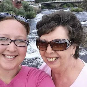 Meet your Posher, Lucy