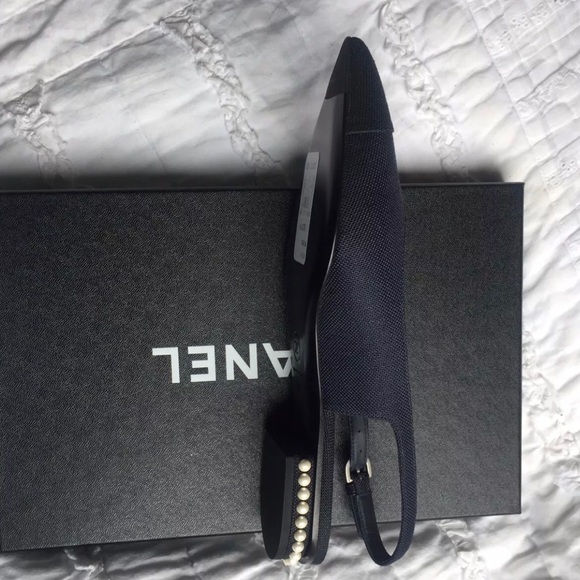 Authentic chanel slingback size 6.5 - Picture 2 of 3