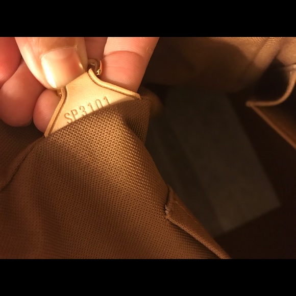 💢SOLD💢💢Louis vuitton - Picture 6 of 7