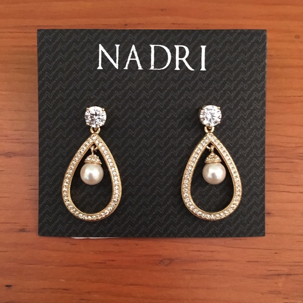 Nadri crystal and pearl earrings NWT