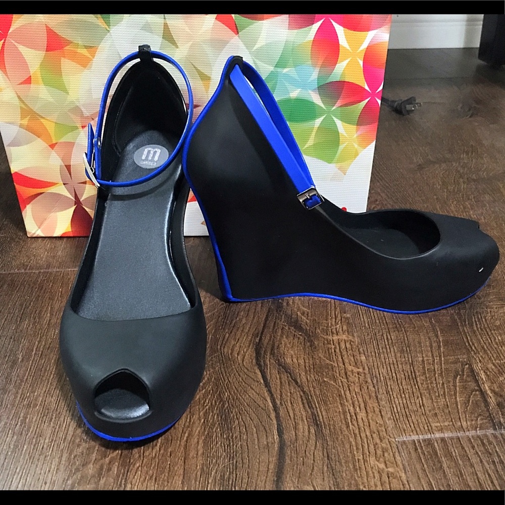 New, Authentic Melissa Wedges Black Wedges