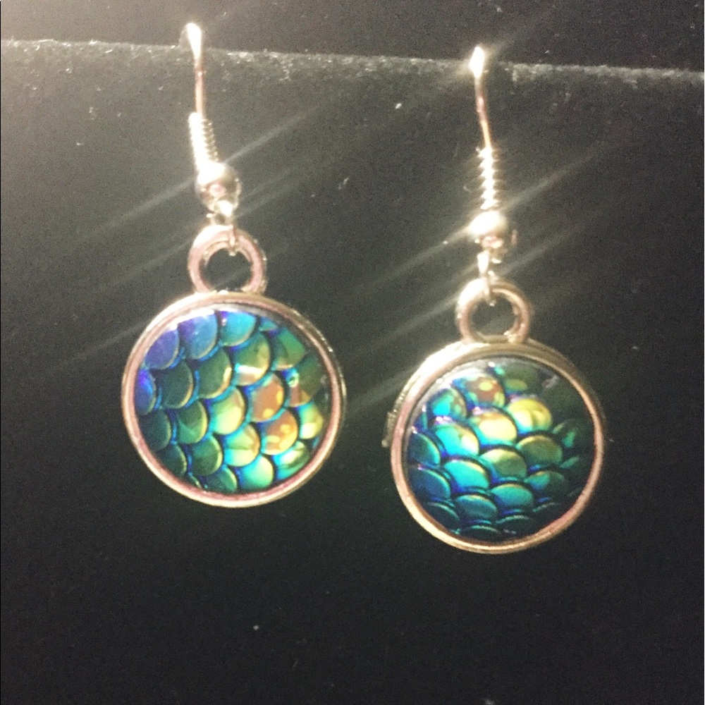 Mermaid Scale Earrings🌈🌊