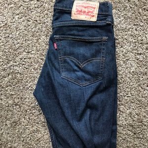 31x32 Levi's Jeans