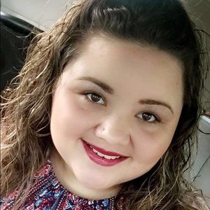 Meet your Posher, Breanna