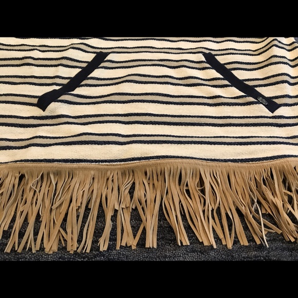 BNWT BSB Jeans top from Greece 🇬🇷 - Picture 2 of 5