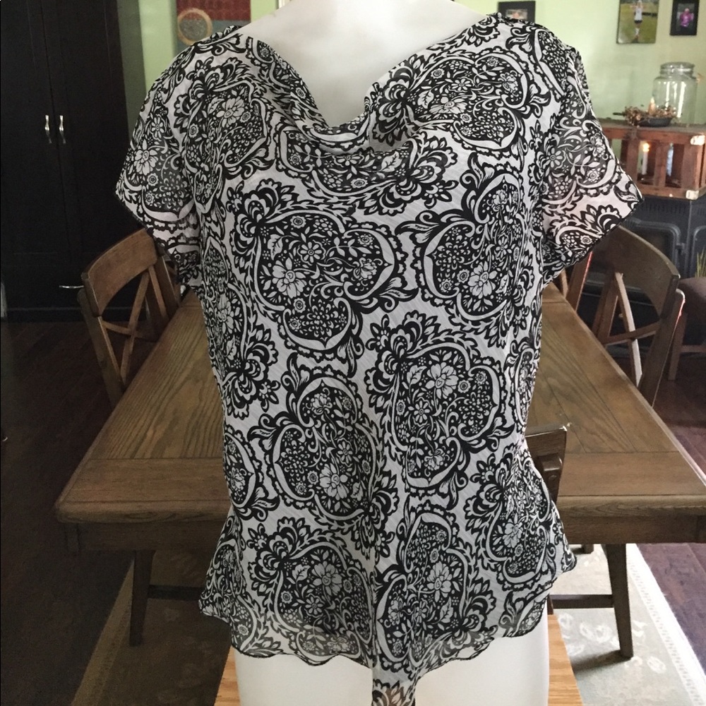 Beautiful dressy Top