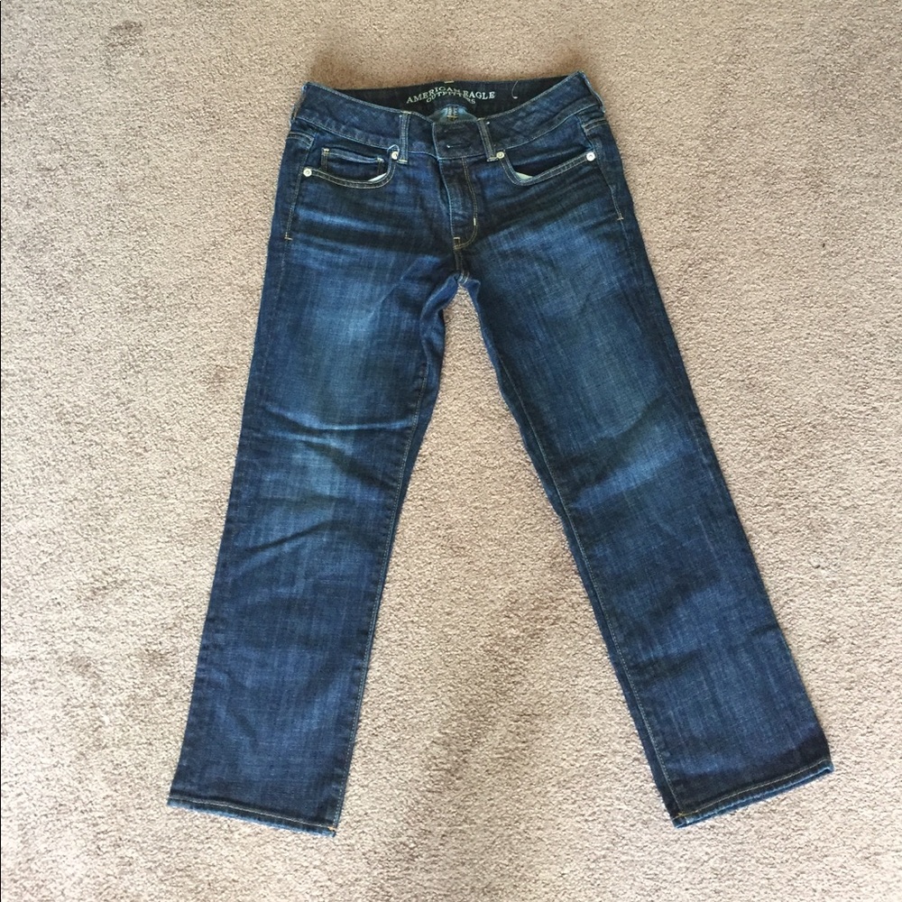 Like NEW. AEO Artist crop jeans