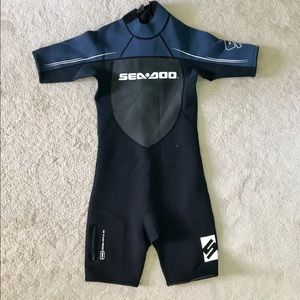 Men's small short wetsuit