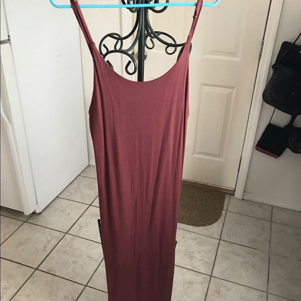Bodycon midi dress, very comfortable!